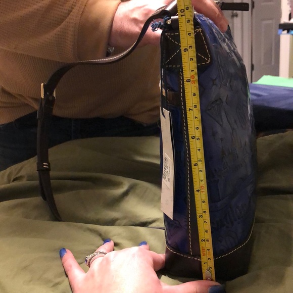 SOLD!!! Disneyland 💎 Celebration Dooney & Bourke - Picture 9 of 14